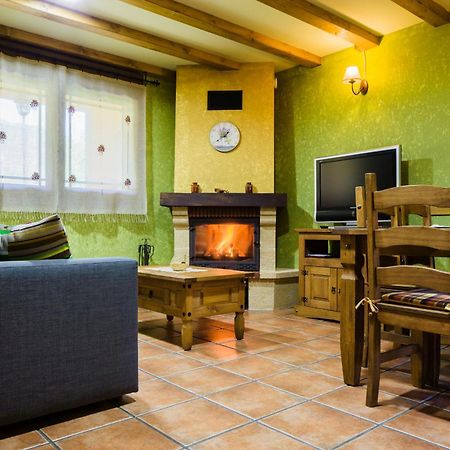 Apartamentos Rurales L'Abiseu Кабоальес-де-Абахо Экстерьер фото
