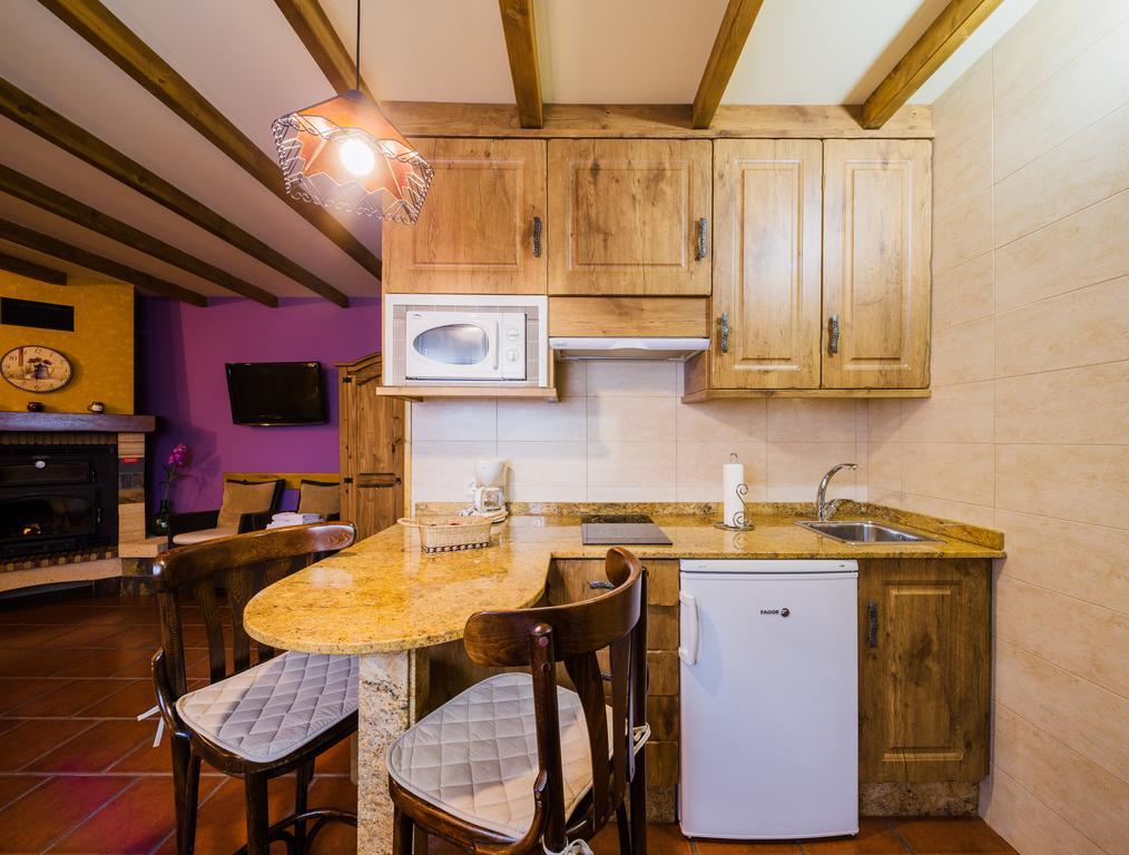 Apartamentos Rurales L'Abiseu Кабоальес-де-Абахо Экстерьер фото