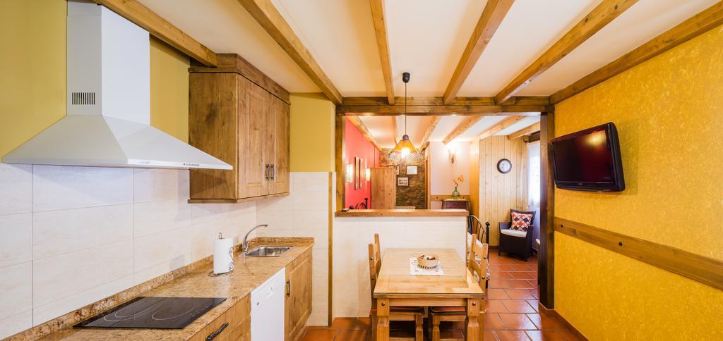Apartamentos Rurales L'Abiseu Кабоальес-де-Абахо Экстерьер фото
