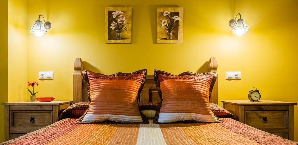 Apartamentos Rurales L'Abiseu Кабоальес-де-Абахо Экстерьер фото