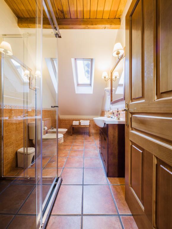 Apartamentos Rurales L'Abiseu Кабоальес-де-Абахо Экстерьер фото