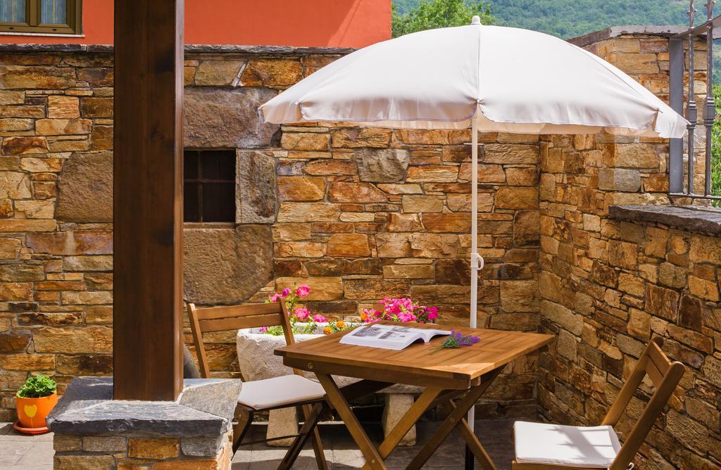 Apartamentos Rurales L'Abiseu Кабоальес-де-Абахо Экстерьер фото