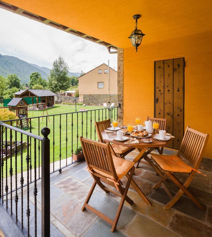 Apartamentos Rurales L'Abiseu Кабоальес-де-Абахо Экстерьер фото