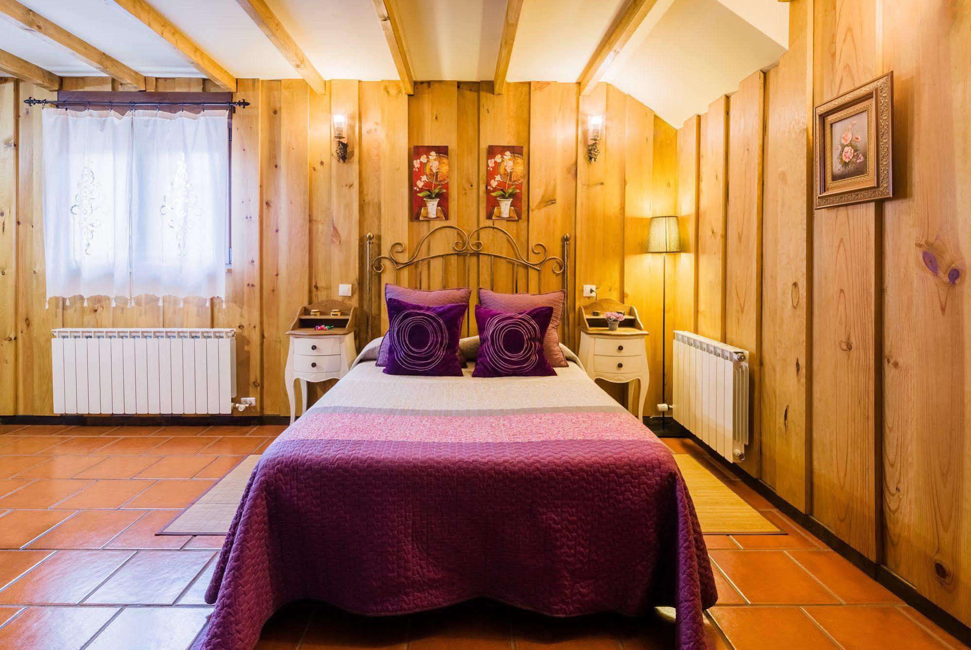 Apartamentos Rurales L'Abiseu Кабоальес-де-Абахо Экстерьер фото